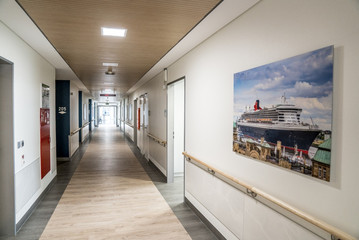 Stationsflur,  Wahlleistungsstation, Albertinen Krankenhaus, Albertinen Herz- und Gefäßzentrum, Standort Hamburg-Schnelsen